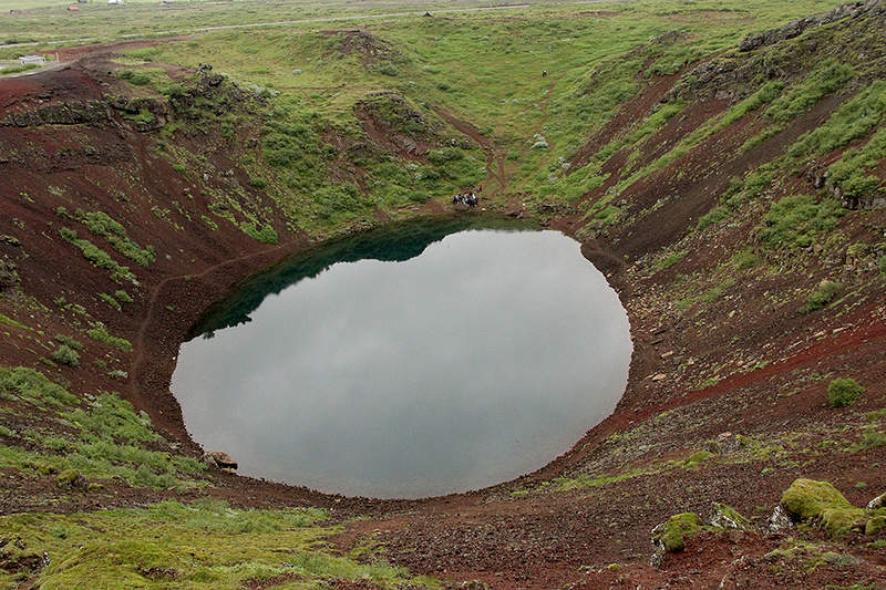 Кратерное озеро Керид (Исландия). Фото: Алиса Веселкова / Chrdk.