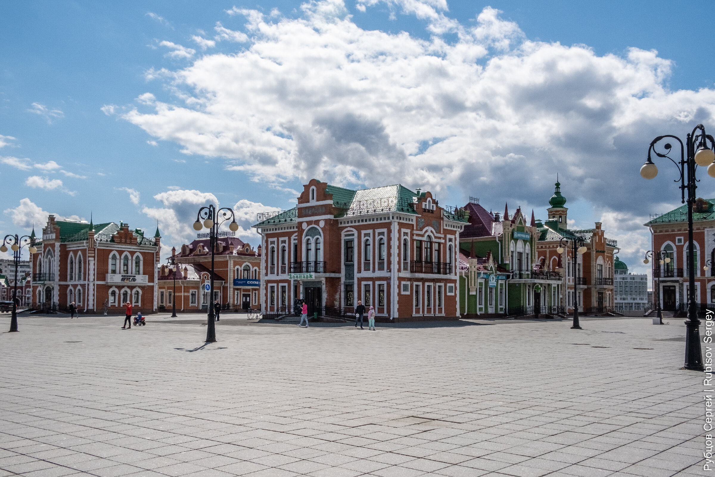 Вакансии города йошкар олы. Йошкар-Ола набережная. Тула Йошкар Ола. Йошкар-Ола достопримечательности. Йошкар-Ола 2013 год.