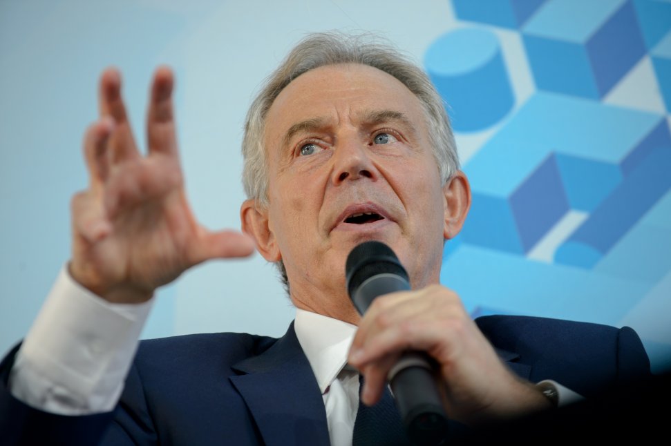 Тони Блэр закатил антироссийскую истерику в Киеве