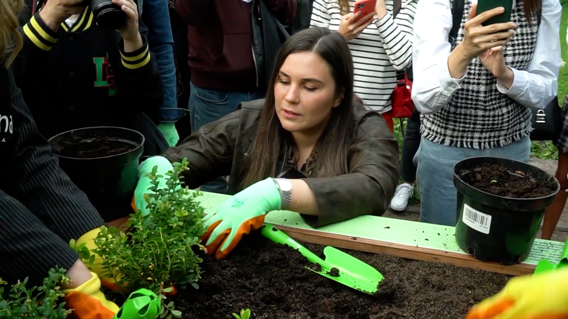 Сенсорный сад для инвалидов открыл свои двери в Северной столице