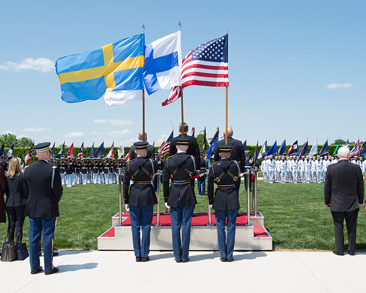 ФИНЛЯНДИЯ ВЫЗЫВАЕТ РОССИЮ НА ВОЙНУ: ПОЧЕМУ МЕДЛИТ ПУТИН геополитика