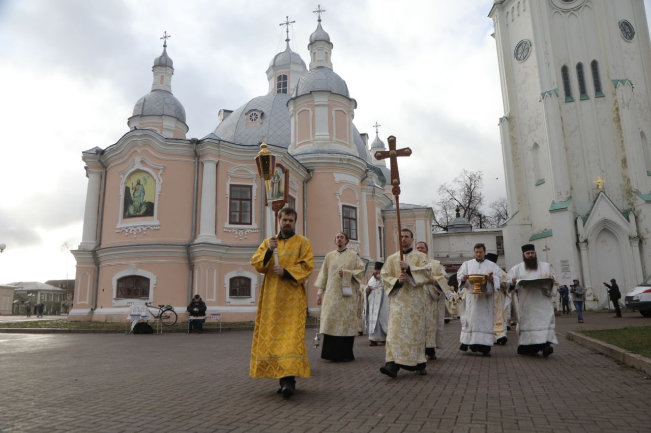 воскресенский кафедральный собор вологда