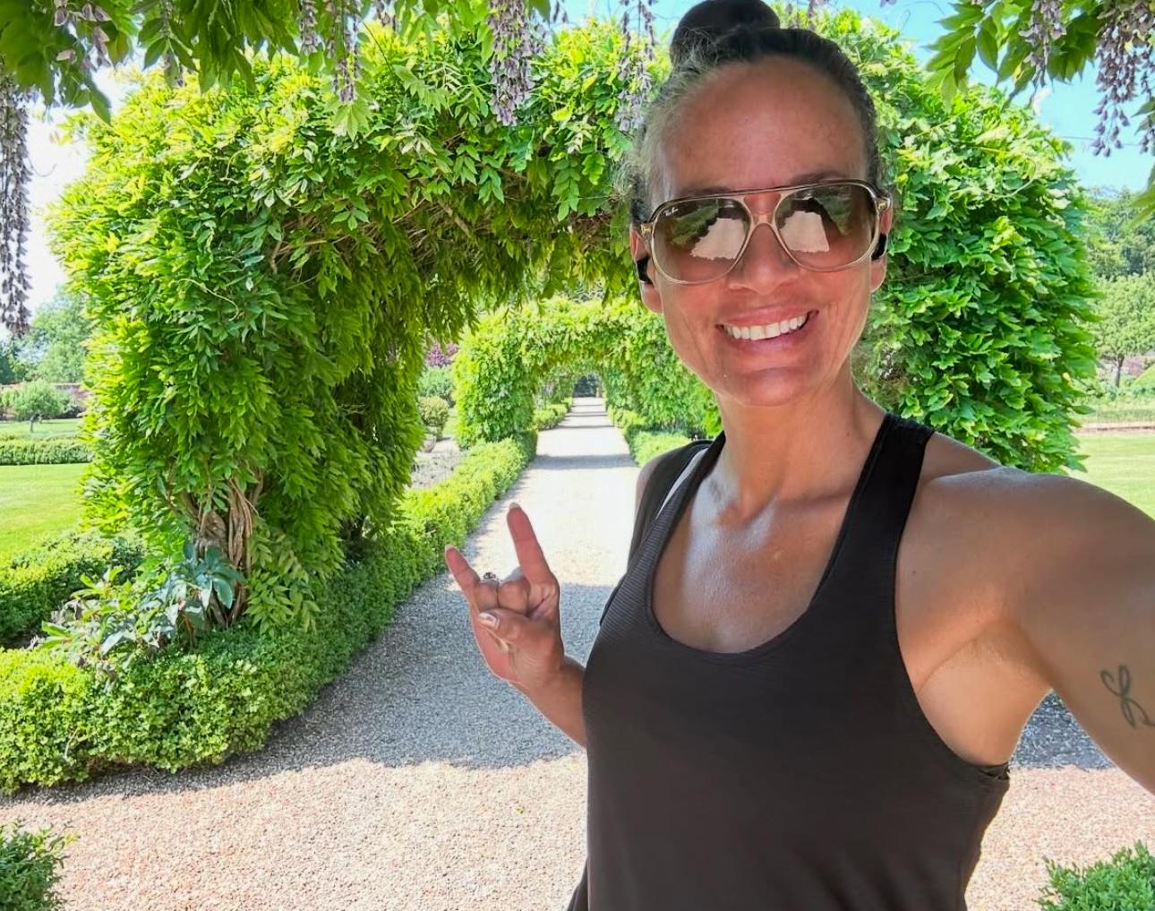 Романтика в глубине: как вокалист Metallica сделал предложение среди океанских гигантов