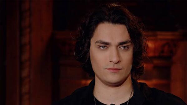 Экстрасенс Олег Шепс вышел в свет с новой девушкой — вместе на красной дорожке