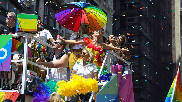 ДРЕВНЯЯ ЗАРАЗА ПРОТИВ РУССКИХ: ГЕРОИ АНЕКДОТОВ "СМЕШАТ" ДО СМЕРТИ