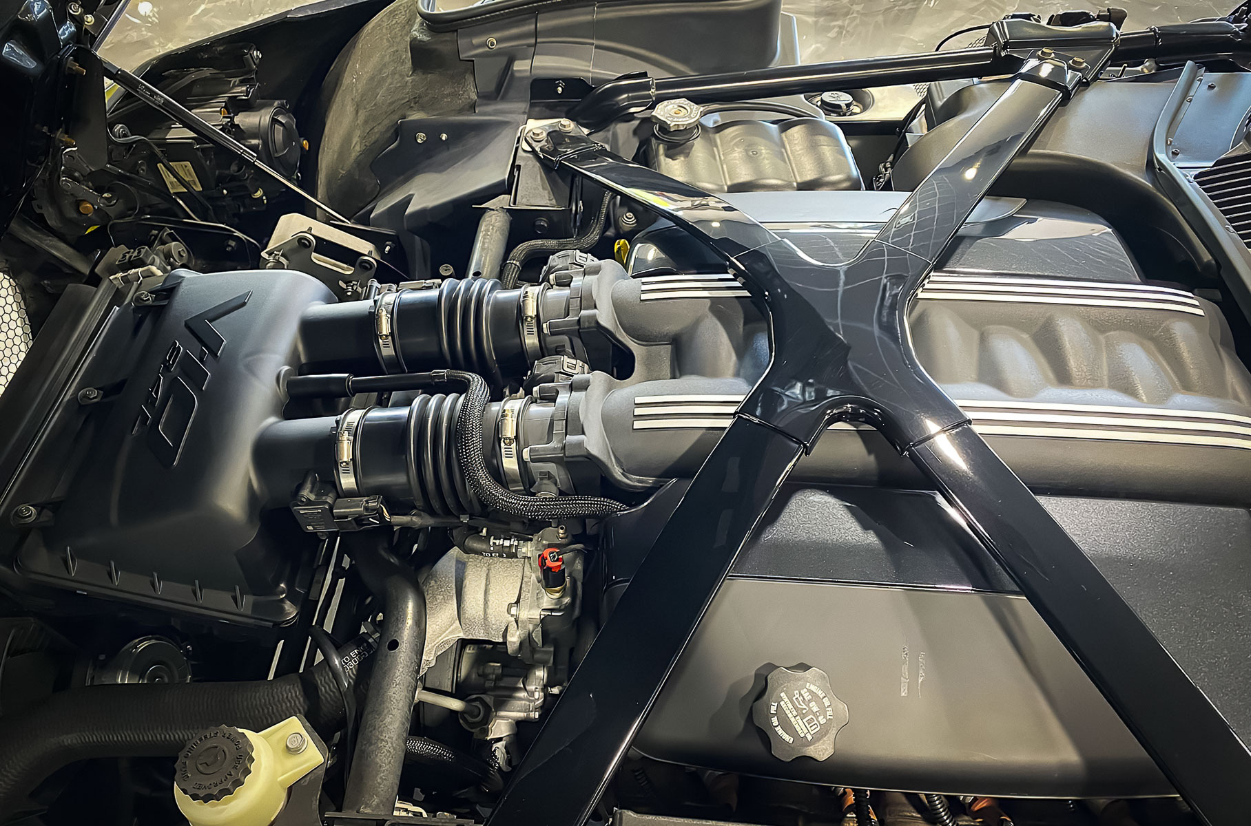 Единственный в мире родстер Force 1 на базе Dodge Viper пустят с молотка за 26,5 миллионов рублей Новости