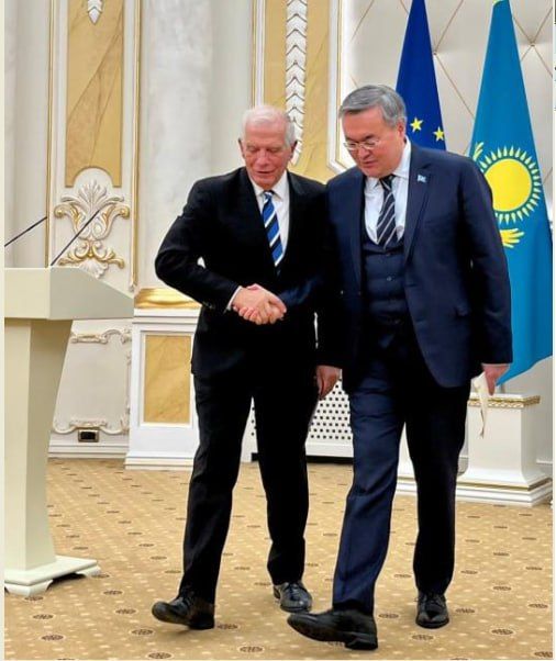 Выход из ЕАЭС и ОДКБ предложен Казахстану как путь к счастью геополитика