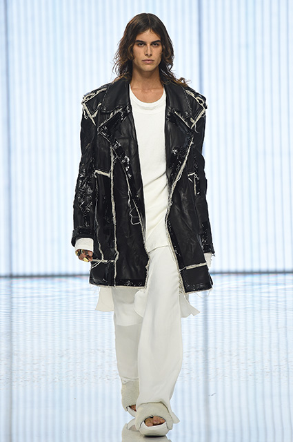 Неделя моды в Париже: Наталья Водянова, Наоми Кэмпбелл, Милла Йовович, Елена Перминова и другие на показе Balmain Новости моды