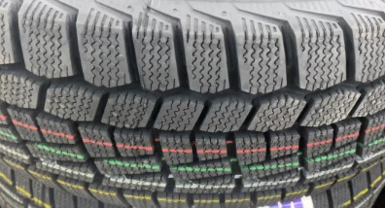 Не все нешипованные зимние шины называют «липучками»