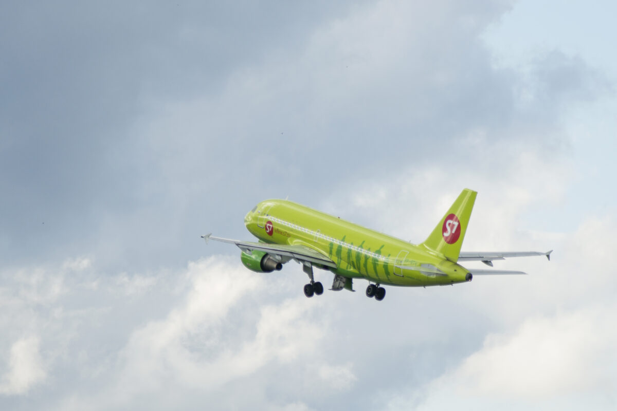 Самолет «Иркутск-Петербург» экстренно сел в аэропорту Братска