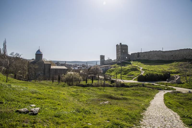 Крымские впечатления. Равнодушная серость бытия Крымские впечатления. Равнодушная серость бытия россия
