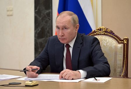 Russian President Vladimir Putin attends a meeting with government members via a video link in Moscow, Russia January 12, 2022. Sputnik/Alexei Nikolsky/Kremlin via REUTERS ATTENTION EDITORS - THIS IMAGE WAS PROVIDED BY A THIRD PARTY.