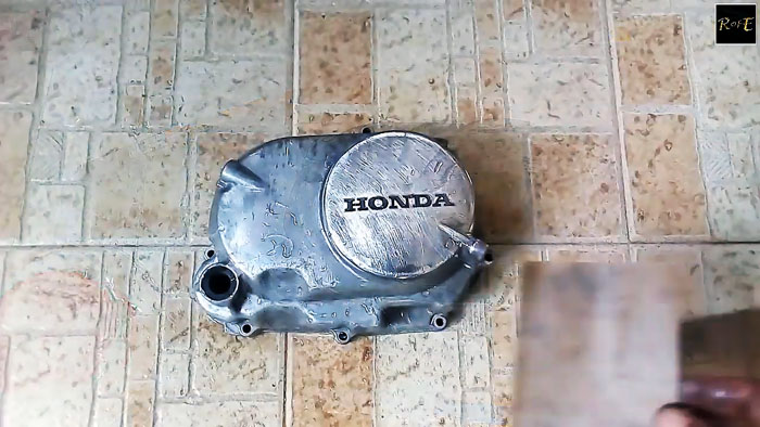 Как восстановить и отполировать крышку двигателя Как восстановить и отполировать крышку двигателя автомобили,тюнинг