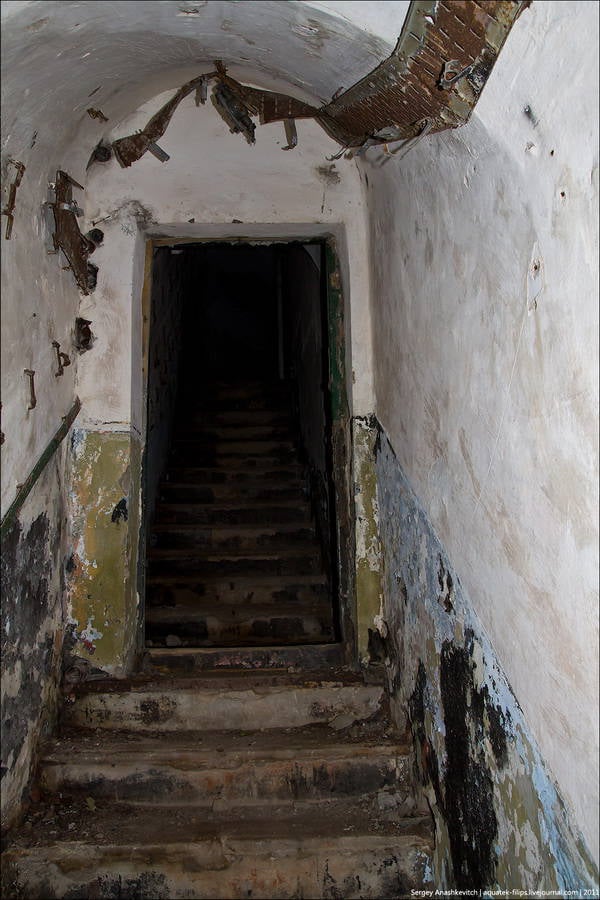 Заброшенная 19-я орудийная батарея Заброшенная 19-я орудийная батарея история