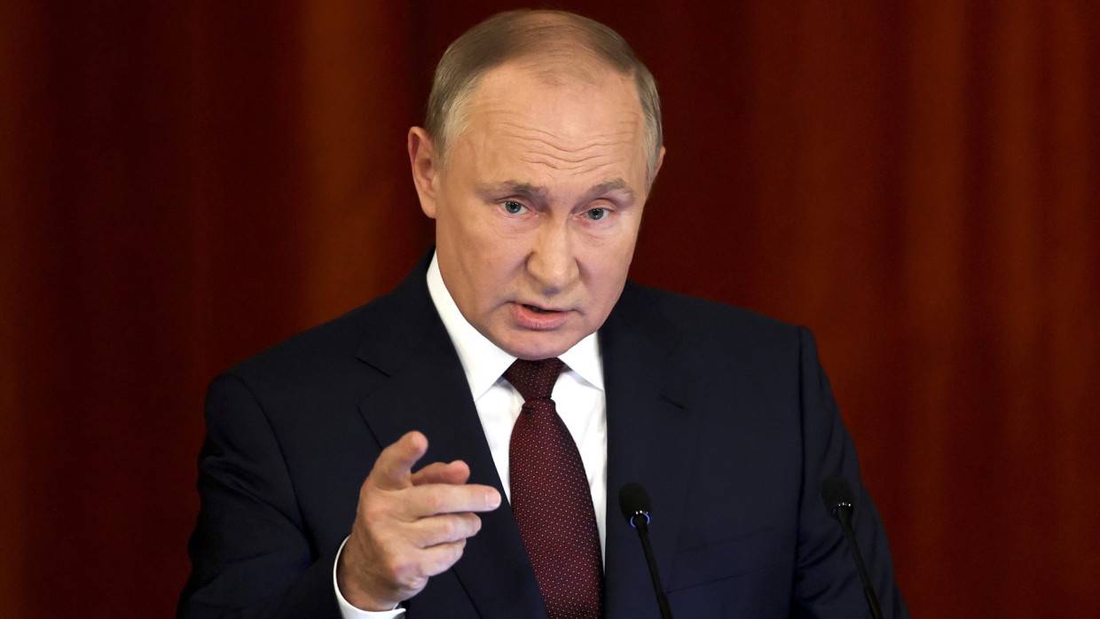 Путин считает, что РФ не становилась врагом ни одной страны