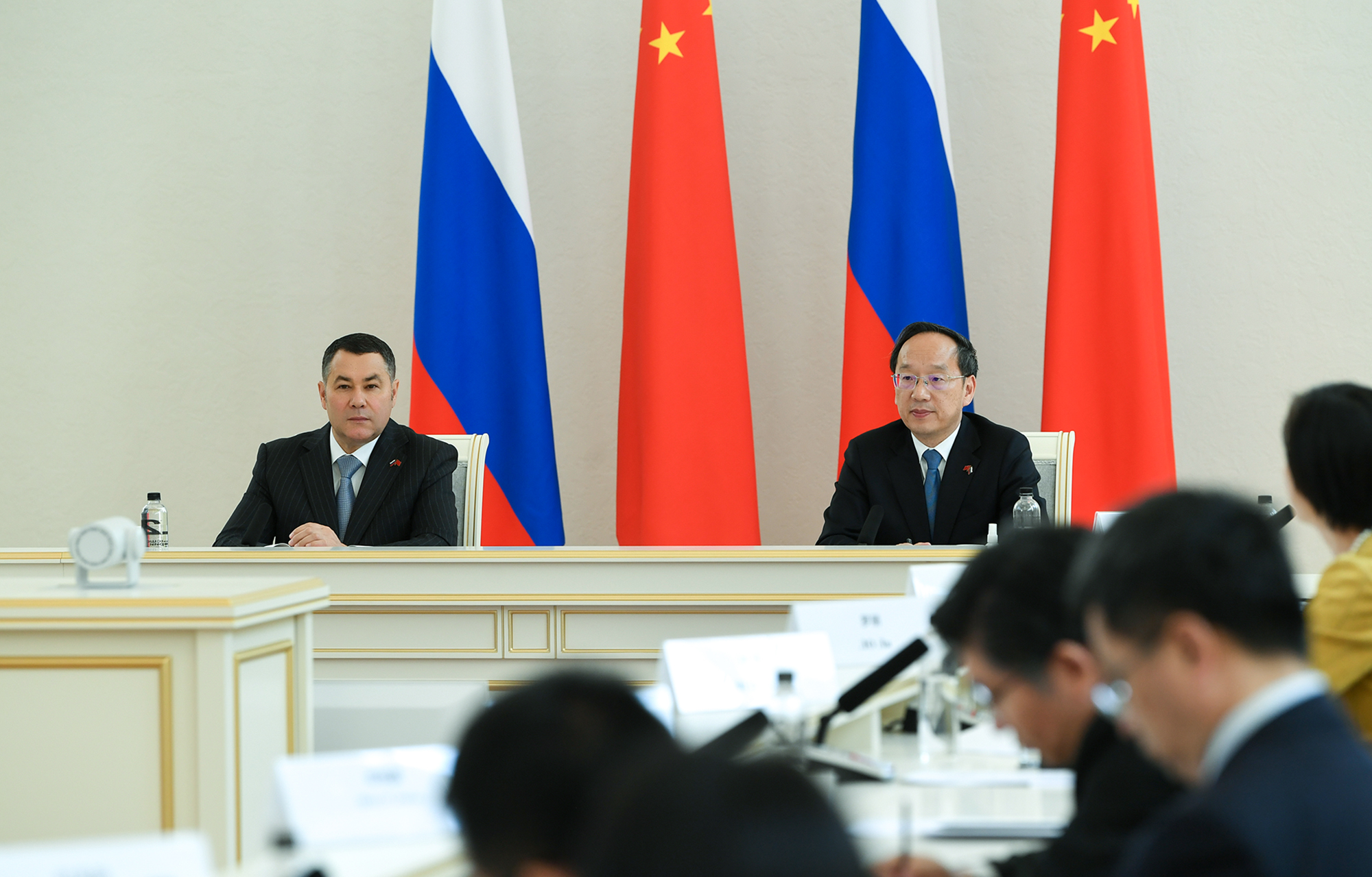 Игорь Руденя и Ли Лэчэн приняли участие в конференции по торгово-экономическому сотрудничеству Верхневолжья и провинции Ляонин