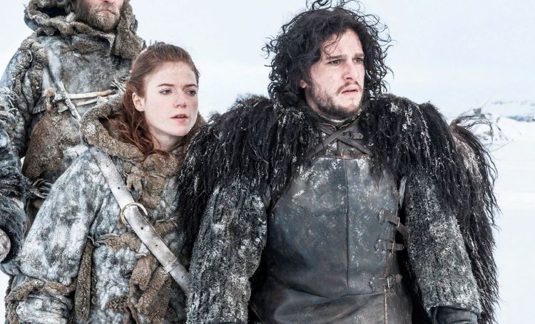 Звезды сериала "Игра престолов" Кит Харингтон и Роуз Лесли впервые стали родителями