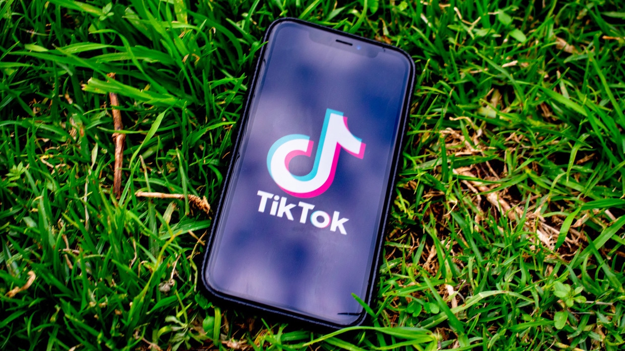 Ролик российских регбисток в TikTok под украинскую песню спровоцировал бурные обсуждения Политика,регби,регби7,регбистка,спортвжизни,танецтренд,тиктокио,токио2020,токио2021,тренды