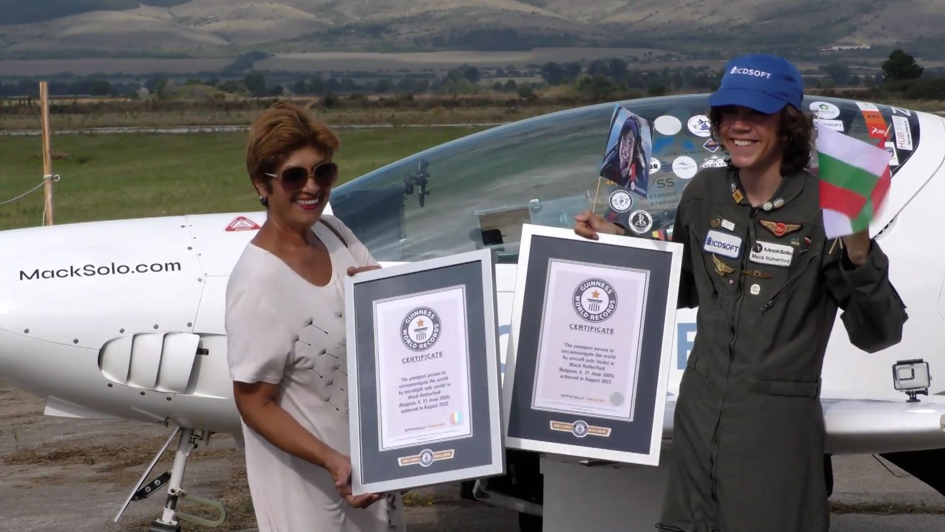 Подросток из Бельгии обогнул Землю и побил мировой рекорд своей старшей сестры