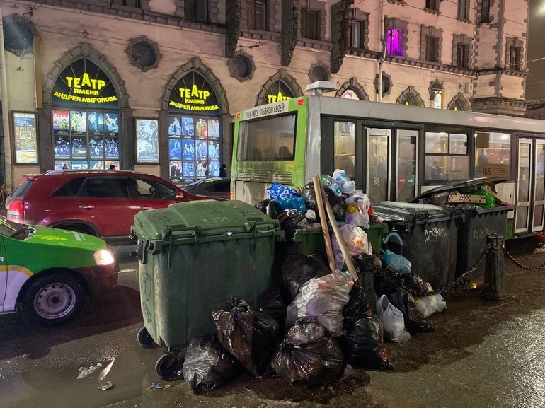 Петербуржцам показали потоки мусора и обосновали повышения тарифа