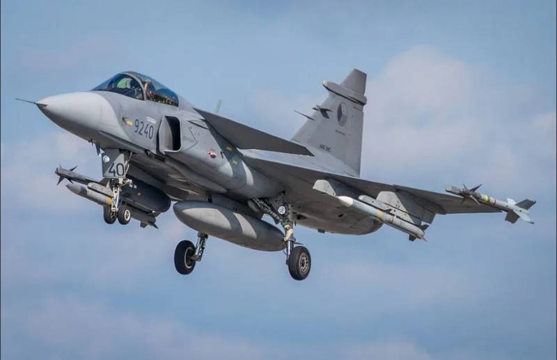 «Грифон», выходи! «Грифон», выходи! ввс