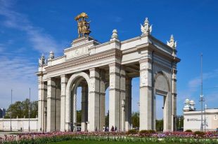 В Москве назвали лучшие места для прогулок в Международный день музеев