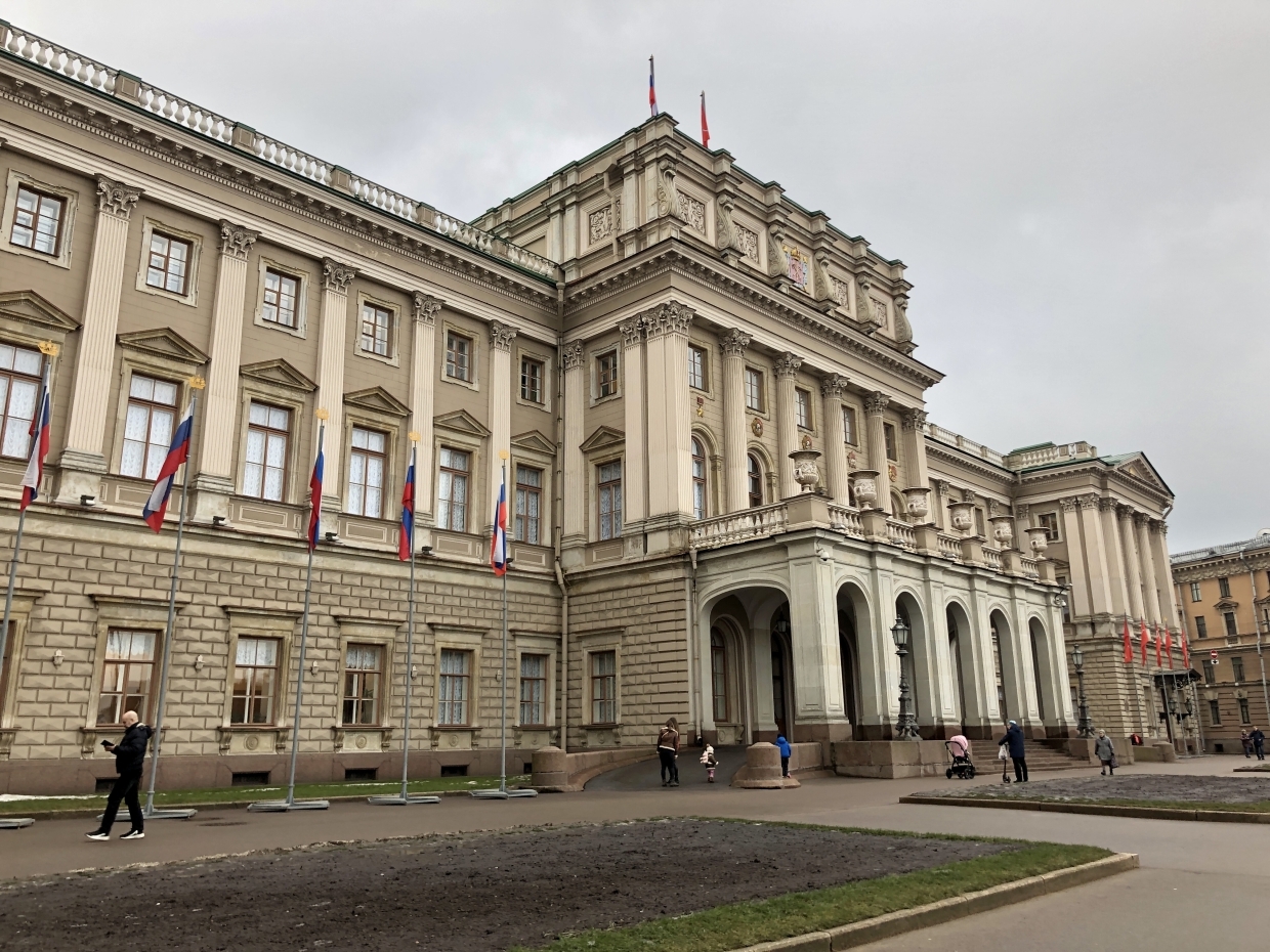 законодательное собрание санкт петербурга