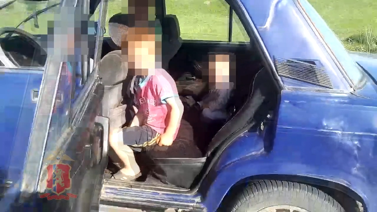 Женщина перебрала youtube. Вечеринка алкоголь. Куда отвозят пьяных. Куда отвозят пьяных. Пьяный за рулем с детьми.