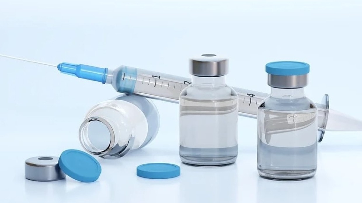 Крючков: в России разрабатываются вакцины против дельта-штамма коронавируса