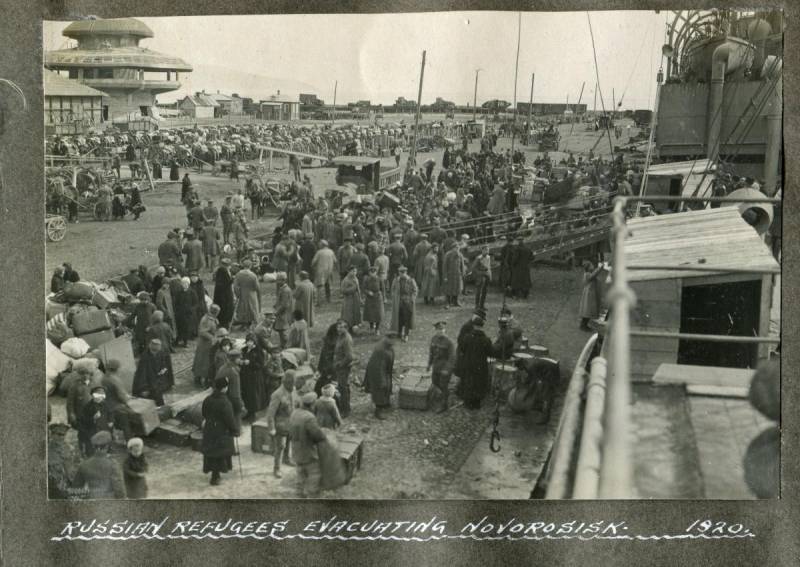 Столетие «Исхода»: миллионы «распятых на красноармейских звёздах»? 