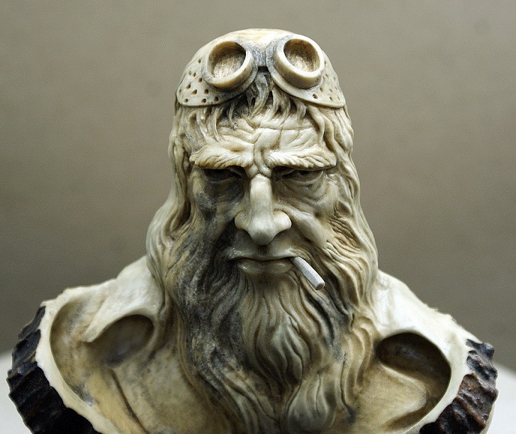 Вырезать всех: работы Андрея Сагалова 