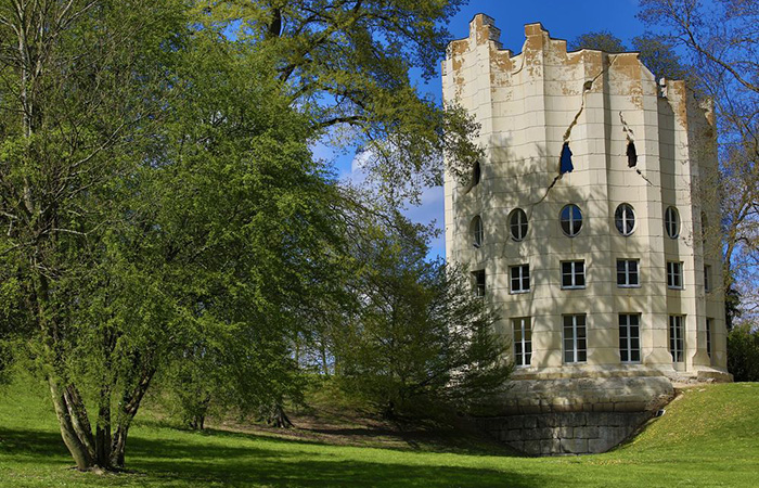 Какие тайны хранит самая модная достопримечательность эпохи Просвещения: Безумное творения гения архитектуры Дезерт де Рец