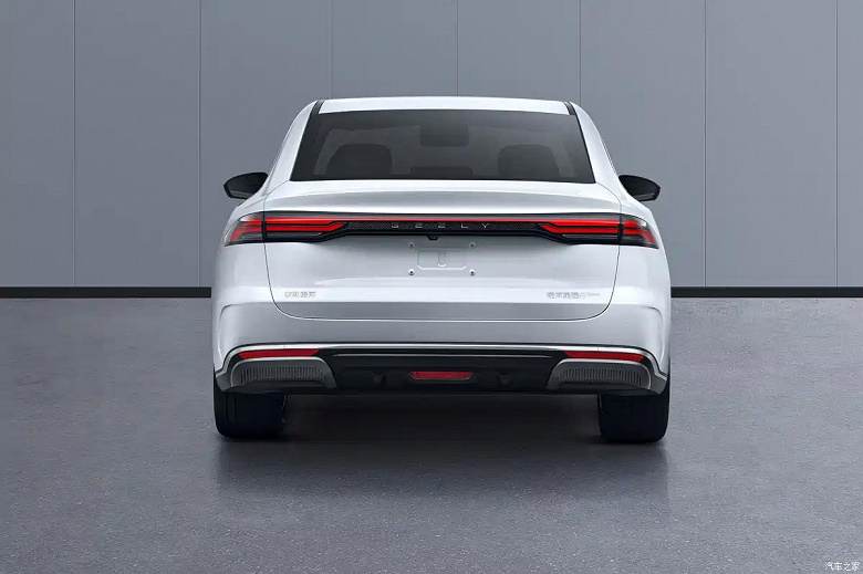 Ещё один Geely с запасом хода 2100 км? Рассекречен новейший Geely Starshine 6