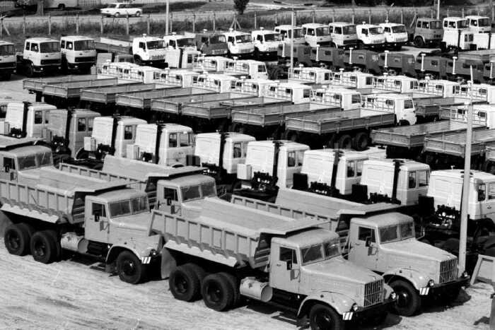 Грузовики-то были неплохие. /Фото: ВКонтакте.