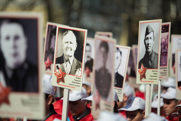 Киев вышел на парад. Это Путин виноват!