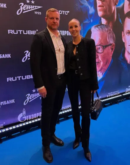 Вячеслав Малафеев и Ангелина Шкатова впервые вместе на публике после рождения сына