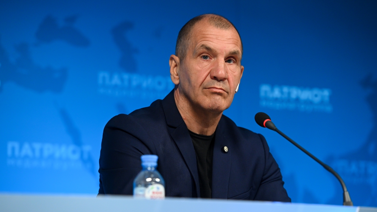 Политолог Светов призвал Максима Шугалея развернуться на международной арене Политолог Светов призвал Максима Шугалея развернуться на международной арене Общество