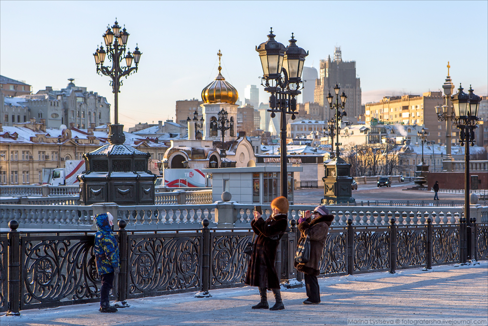 Московский ноябрь. Фотосессия в центре Москвы ноябрь. Москва ноябрь зима. Москва минус 30. Ноябрь в Москве фото красивые.