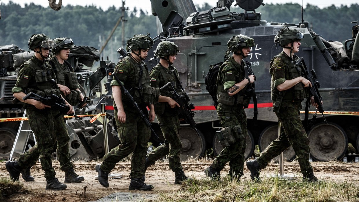 Удар по ахиллесовой пяте НАТО: в Германии обеспокоены отказом РФ предоставлять транспортные самолеты