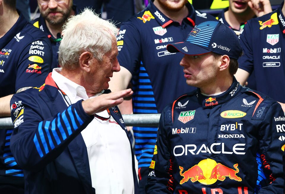 Red Bull лишил Макса Ферстаппена возможности досрочно покинуть команду