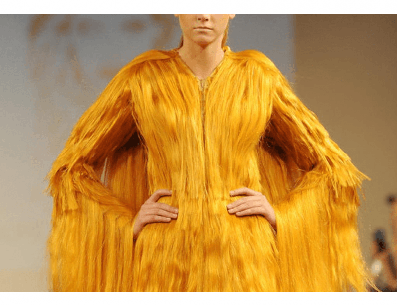 Странная мода: вещи из человеческих волос