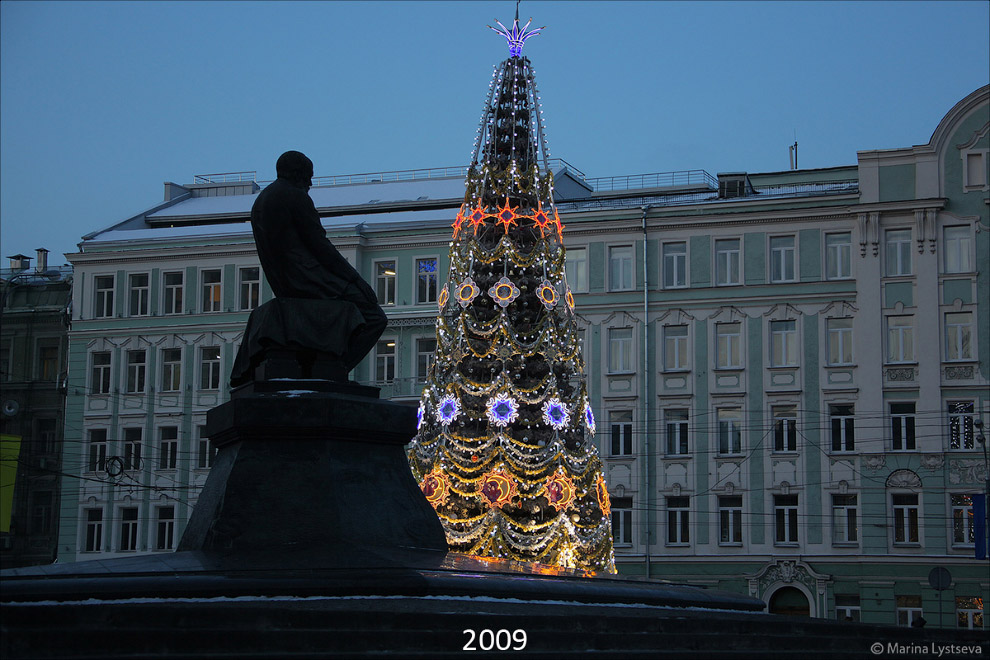 Москва-2009 vs. Москва-2019 Новый, Сейчас, Фотографии, Тверская, парковка, Арбат2009, бульвар, Тверской, Арбат2019, Достоевкий, Есенин, Тверском, Никитский, Дурова, ворота, Перекрёсток, мечеть, Соборная, строится, песня»