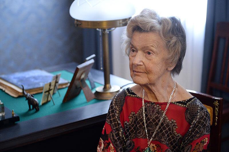 "40 лет одиночества после ухода мужа" Юлия Борисова. Сегодняшняя жизнь актрисы и ее романы