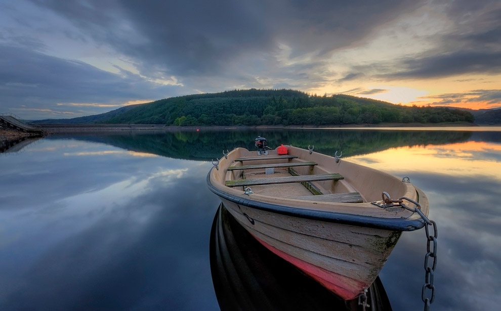 Ледибауэр (анг. Ladybower) — Y-образное водохранилище