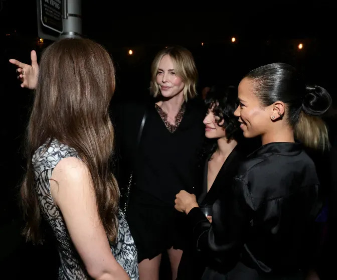 Миа Гот, Шарлиз Терон, Одесса Эзайон и Тейлор Расселл