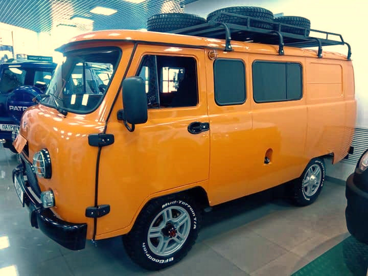 УАЗ предложит для «Буханки» яркий цвет автомобили,автоновости,Россия