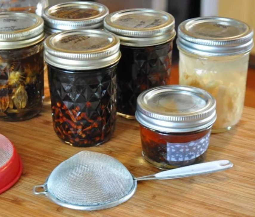 Остеохондроз, артрит и ревматизм вылечил без уколов и таблеток, нашел рецепты народные!