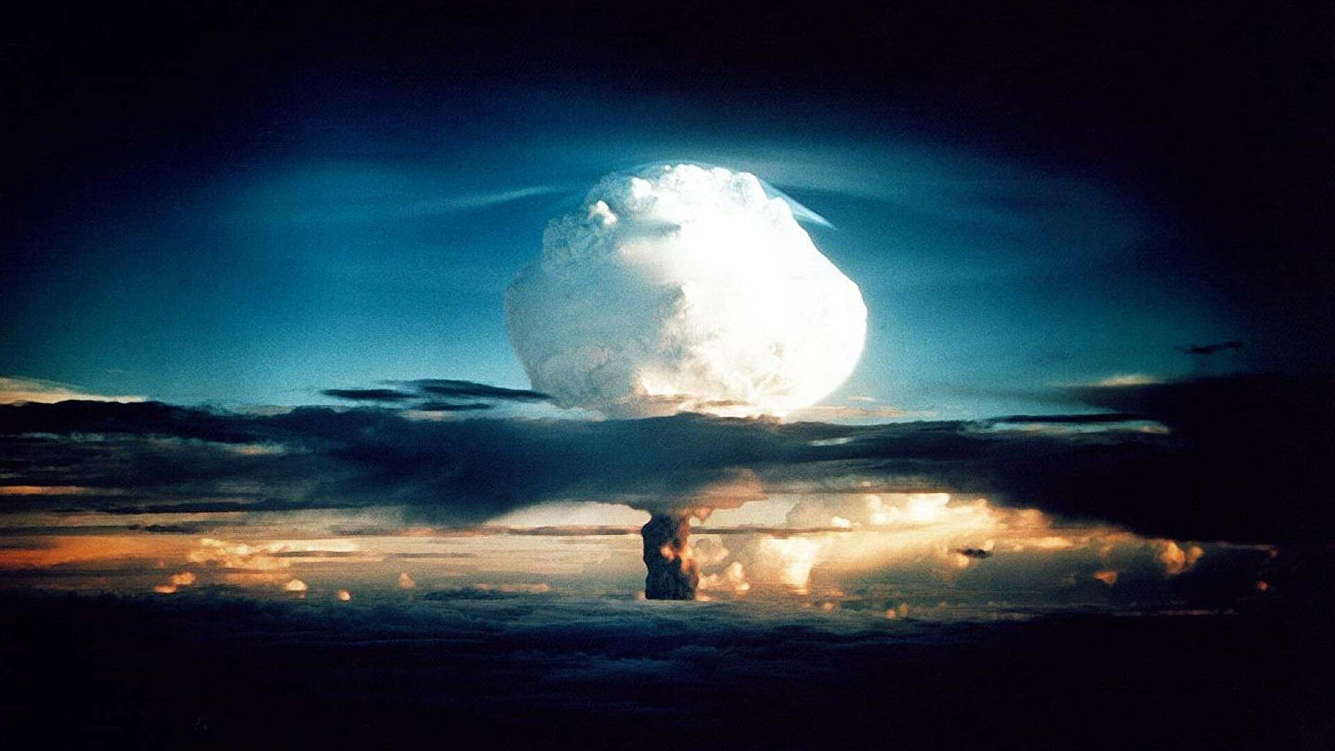 Испытание термоядерного взрывного устройства в США - РИА Новости, 1920, 20.10.2021