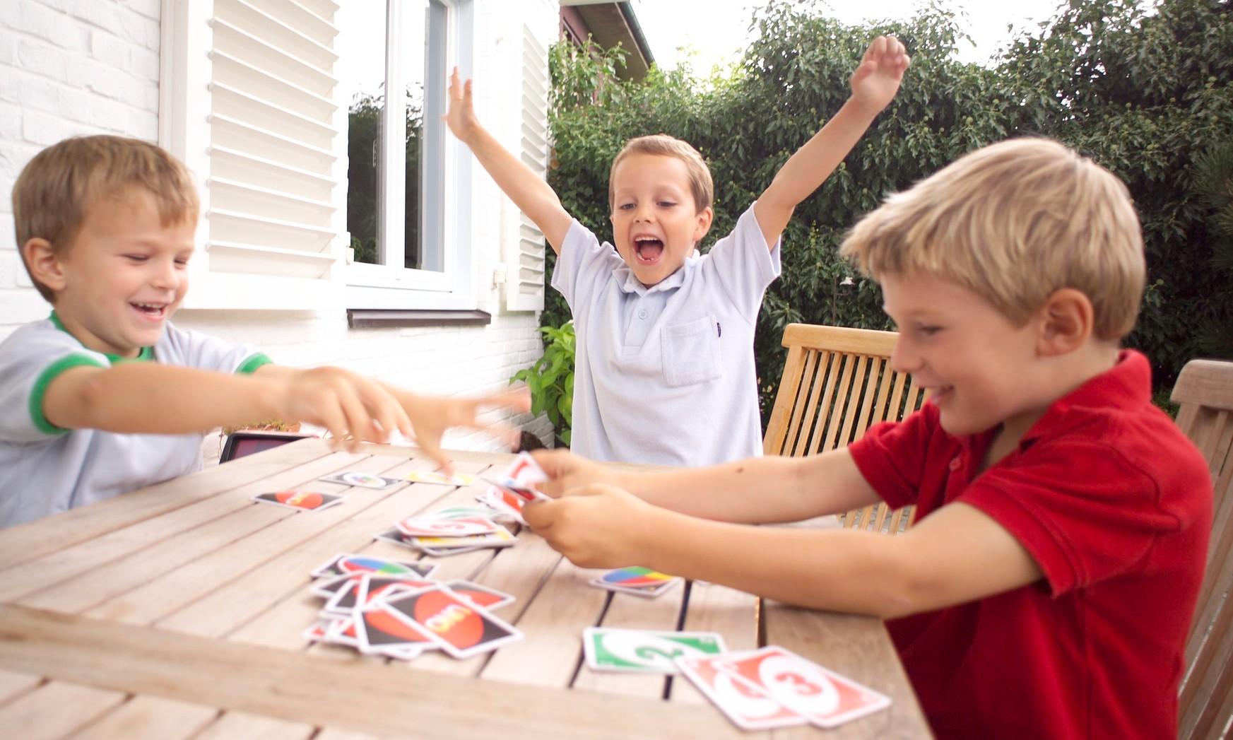 7 настольных игр, которые помогут лучше узнать живую природу — для детей от 5 до 15 лет