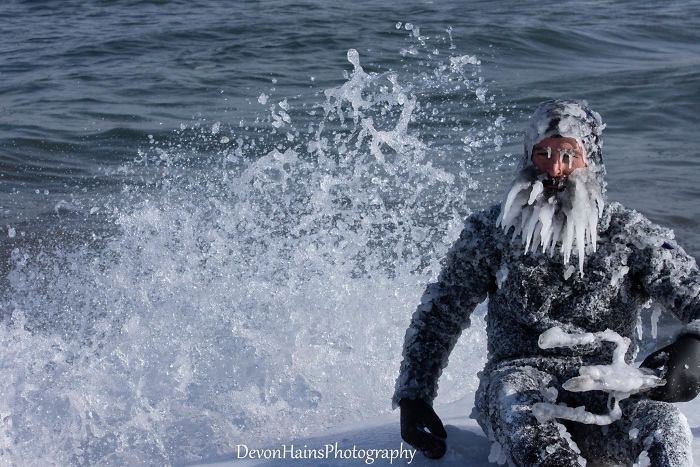 Как сёрферы гуляли по волнам на морозе -34С: Фотографии, глядя на которые можно замёрзнуть активный отдых